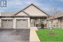 5 RICHARD Crescent | Smithville Ontario | Slide Image Two