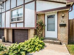 24 BOW VALLEY Drive Hamilton Ontario, L8E 3L4