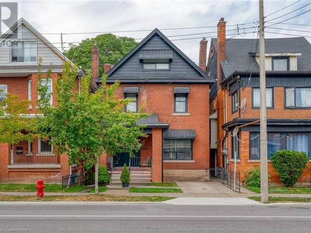 34 SHERMAN Avenue S Hamilton Ontario, L8M 2P4