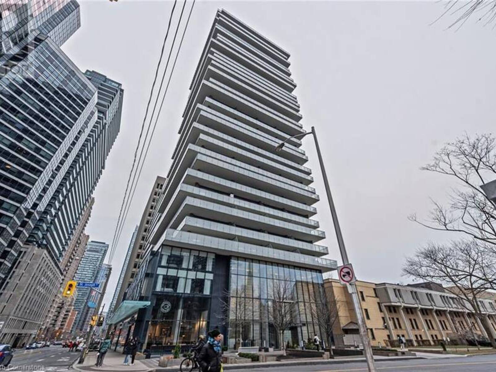 57 ST JOSEPH Street Unit# 206, Toronto, Ontario M5S 0C5