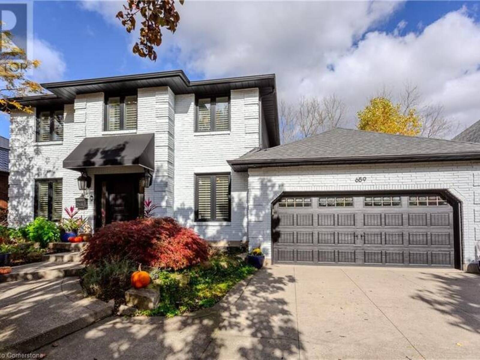 659 DEERVALLEY Road, Ancaster, Ontario L9G 4C9