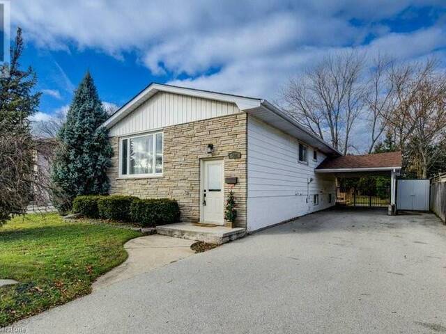 582 CHAMBERLAIN Road Burlington Ontario, L7L 2V5