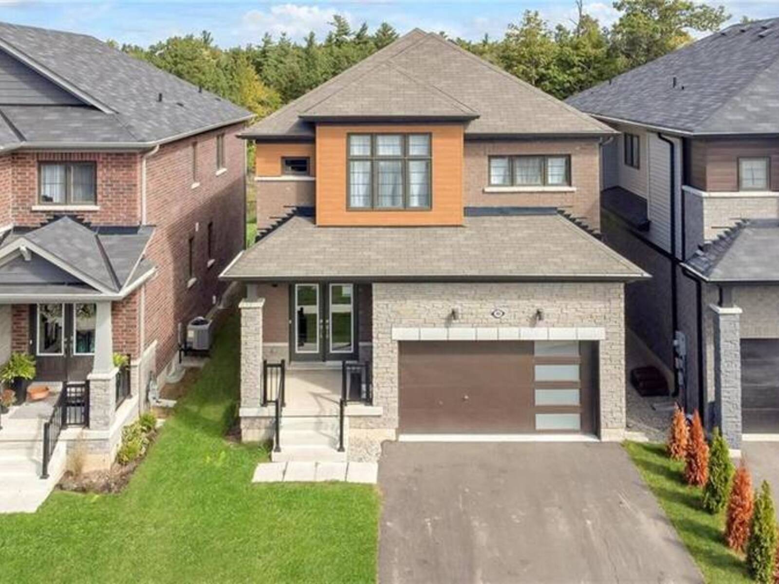 46 HAWICK CRESCENT Crescent, Caledonia, Ontario N3W 0G5