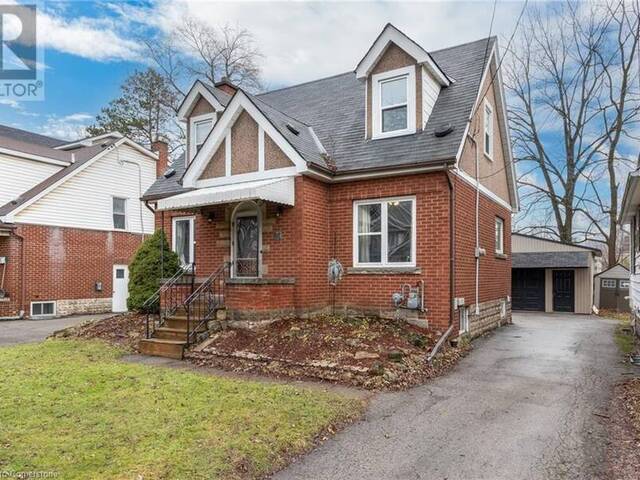 22 NORFOLK Street N Hamilton Ontario, L8S 3K1