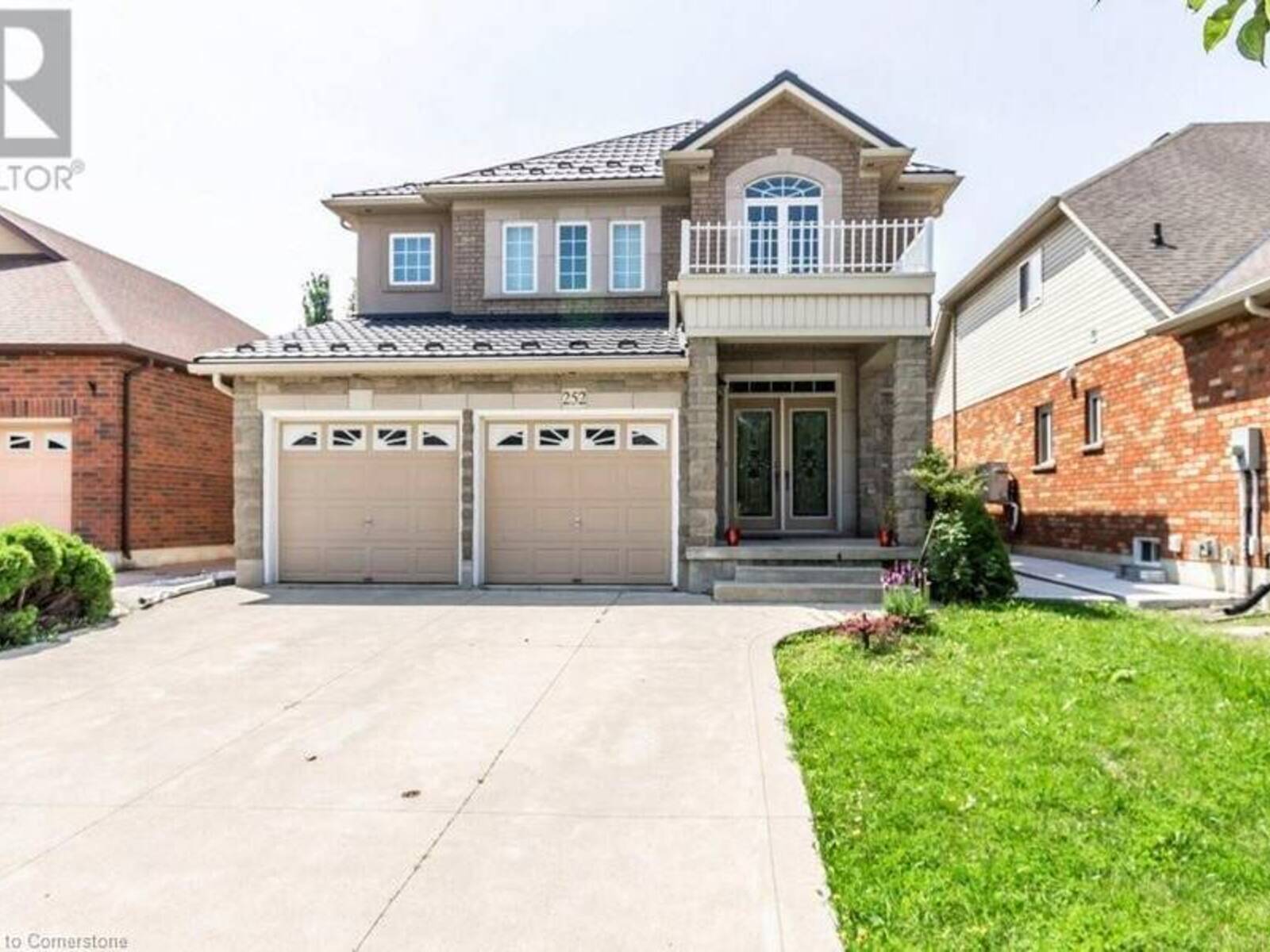 252 THORNER Drive, Hamilton, Ontario L8V 2M7