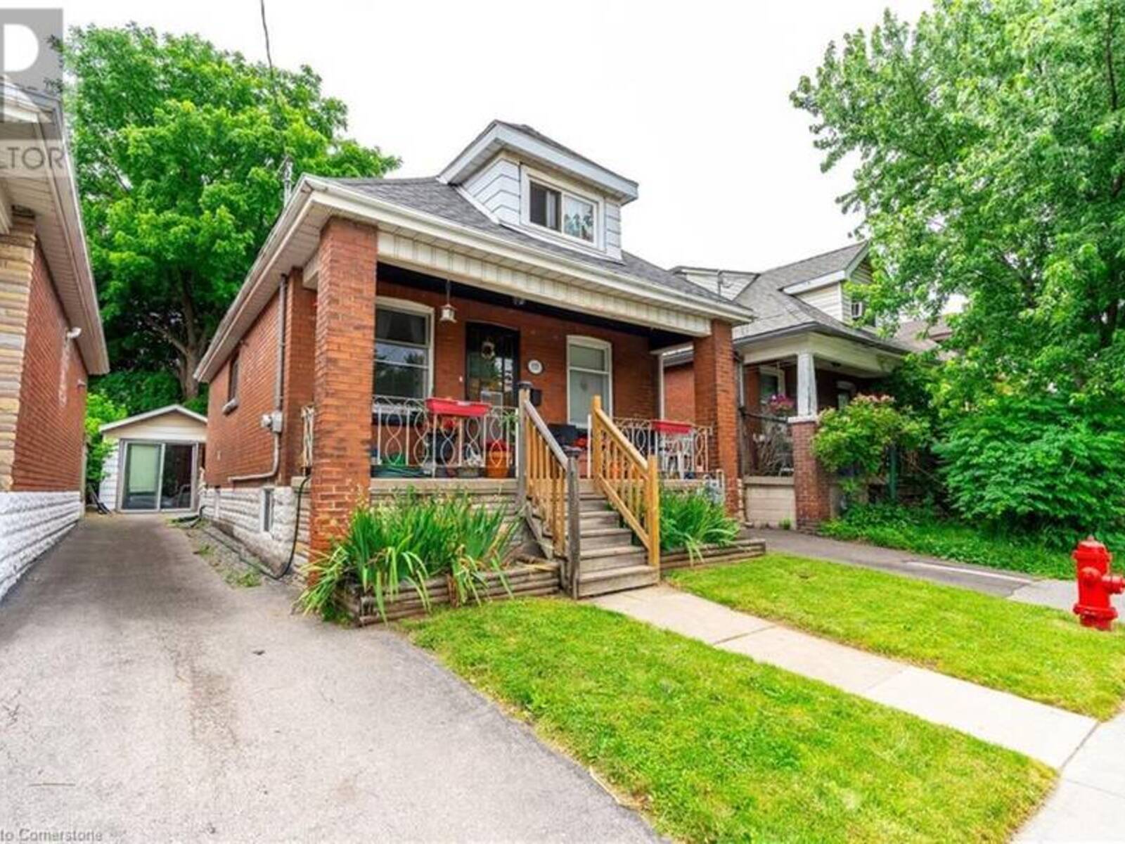 537 FERGUSON Avenue N, Hamilton, Ontario L8L 4Z7