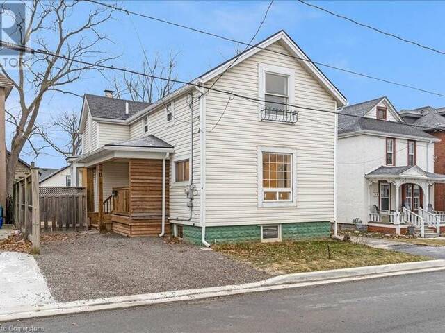 11 ALBINA Street Welland Ontario, L3C 1P2