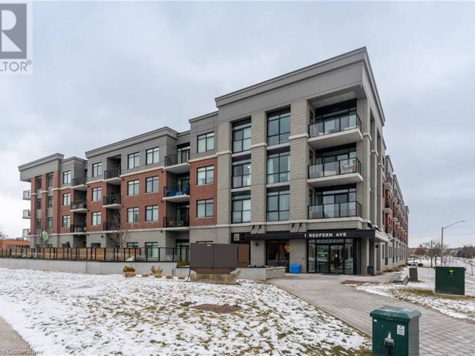 1 REDFERN Avenue Unit# 322, Hamilton, Ontario L9C 7S6