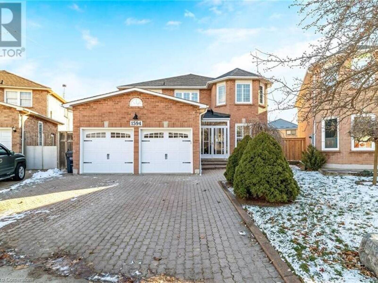 1594 STILLRIVER Crescent, Mississauga, Ontario L5M 3X1