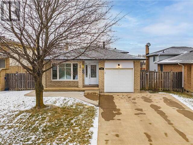 153 RAVENBURY Drive Hamilton Ontario, L8W 2B4