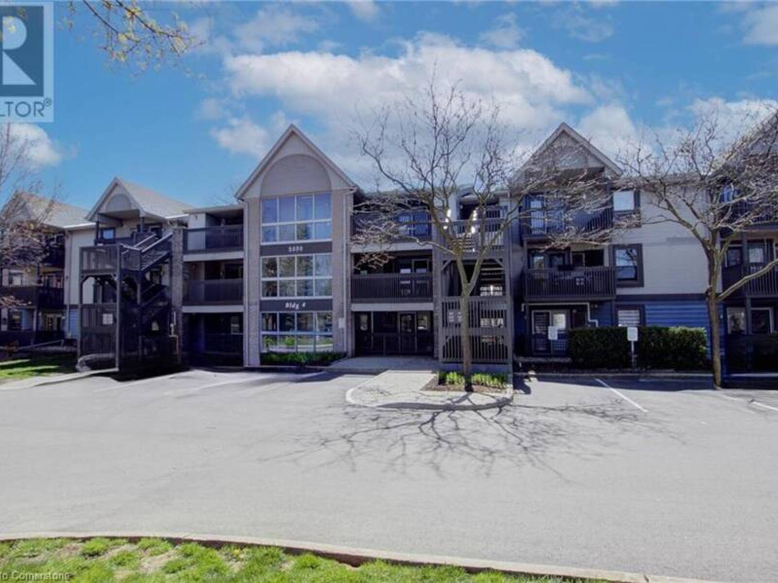 2030 CLEAVER Avenue Unit# 213, Burlington, Ontario L7M 4C3