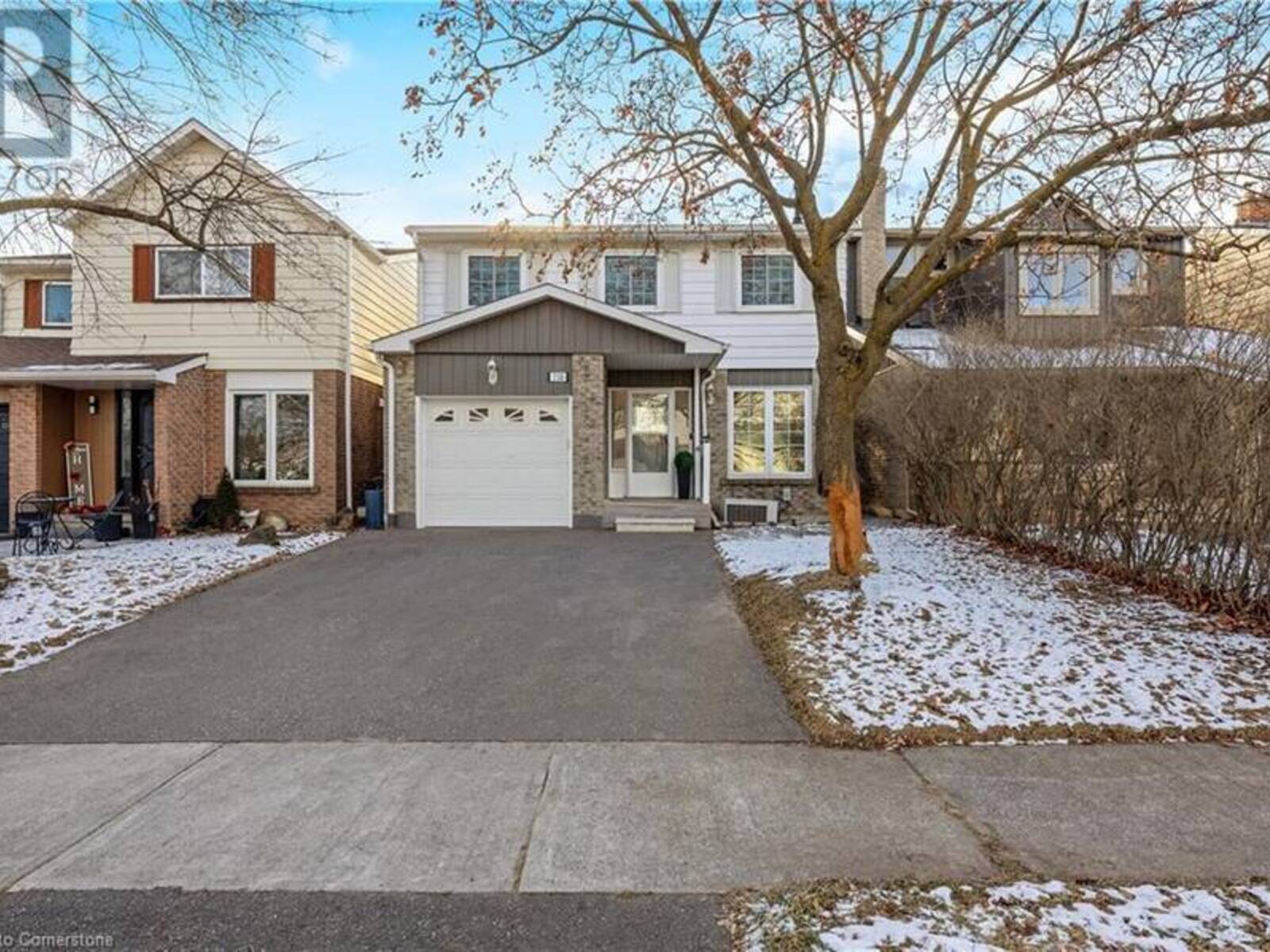 738 BRIAR Crescent, Milton, Ontario L9T 3Z8