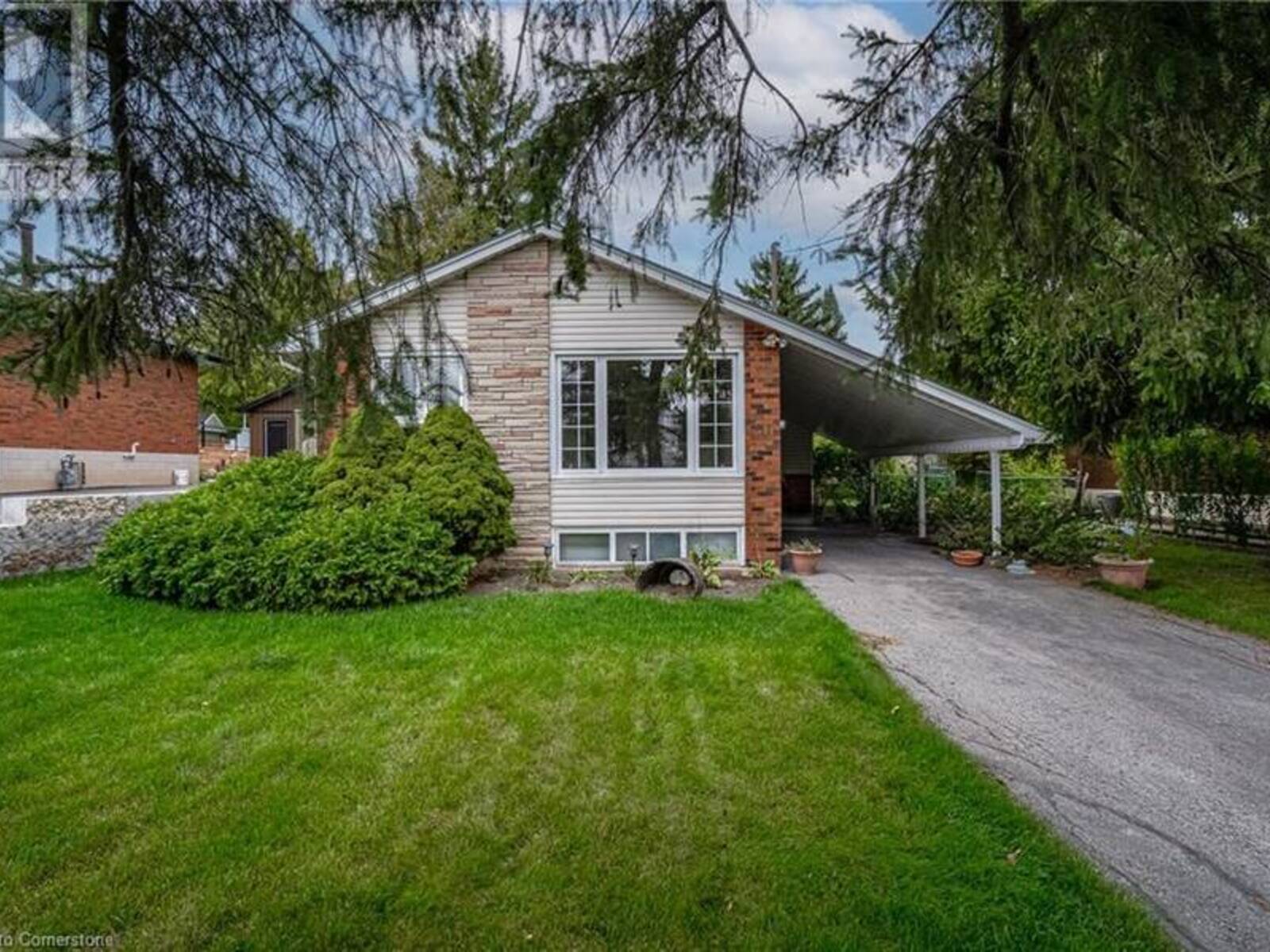 268 ORKNEY Street W, Caledonia, Ontario N3W 1A9