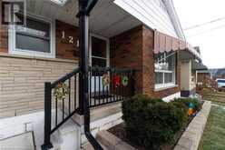 1211 HOMEWOOD Drive | Burlington Ontario | Slide Image Five