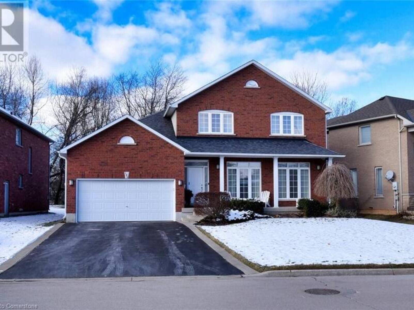 182 VALRIDGE Drive, Ancaster, Ontario L9G 4Y4