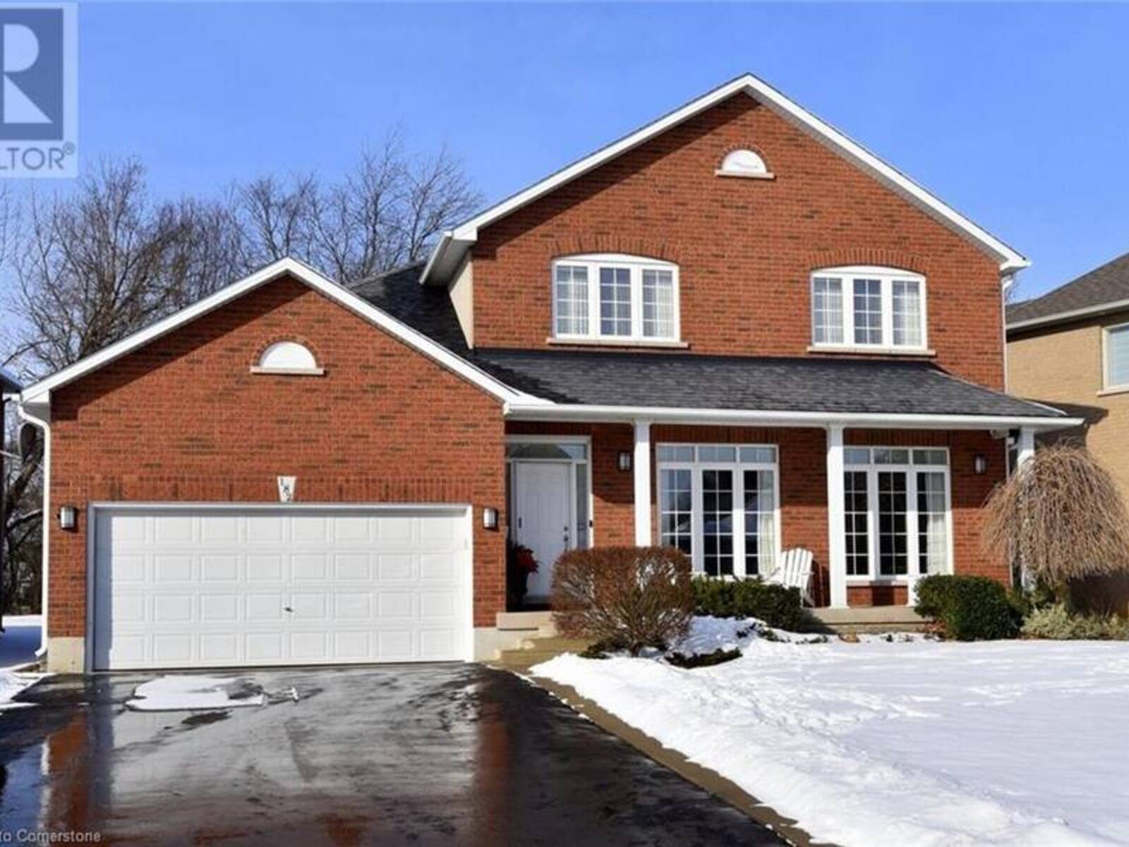 182 VALRIDGE Drive, Ancaster, Ontario L9G 4Y4