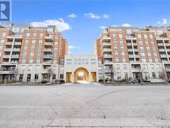 2480 PRINCE MICHAEL Drive Unit# 102 Oakville Ontario, L6H 0H1