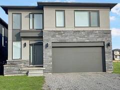 155 KLEIN Circle Ancaster Ontario, L9K 0K3