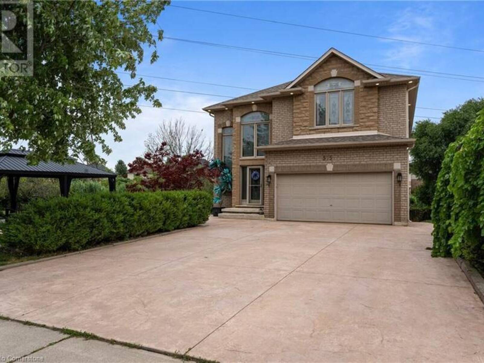 575 STONEHENGE Drive, Ancaster, Ontario L9K 1T4