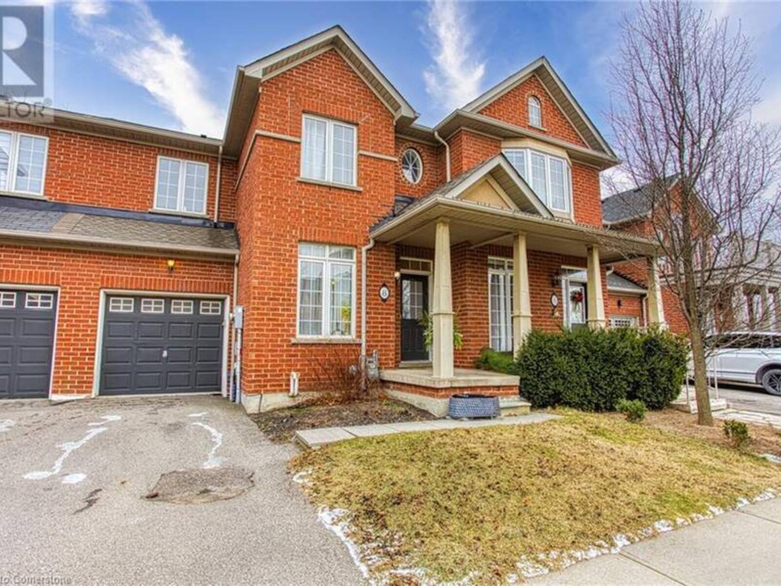 8 GLENDARLING Crescent, Hamilton, Ontario L8E 0A9