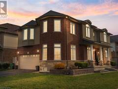 19 WATERSHORE Drive Hamilton Ontario, L8E 0C1