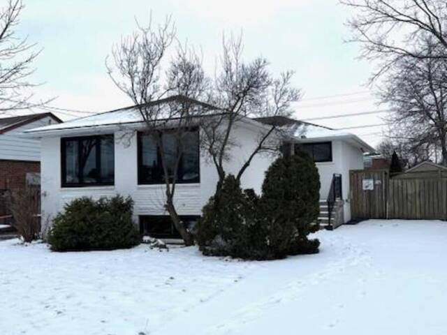 145 WINCHESTER Boulevard Hamilton Ontario, L8T 2M9