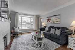 67 DUNKIRK Drive | Hamilton Ontario | Slide Image Nine