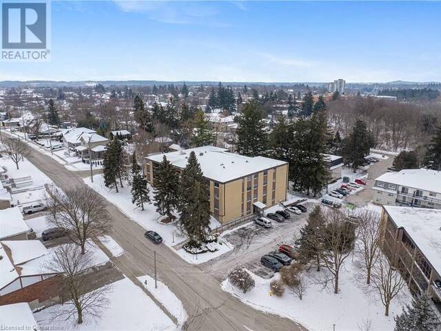 944 CALEDONIAN View Unit# 406 Cambridge Ontario, N3H 1A5 - 2 Bedrooms Condo For Sale