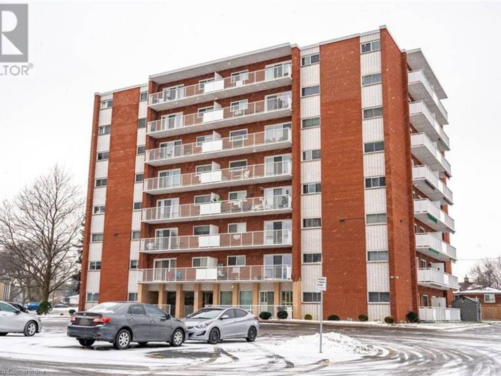 10 WOODMAN Drive S Unit# 304, Hamilton, Ontario L8K 4E1