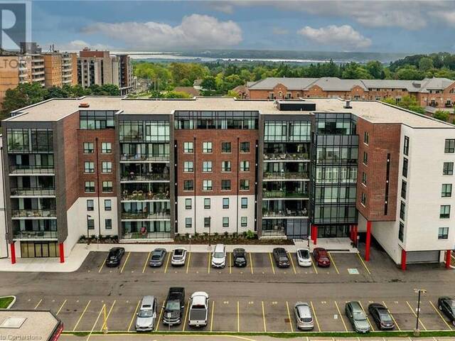 5 HAMILTON Street N Unit# 212 Waterdown Ontario, L8B 2A4