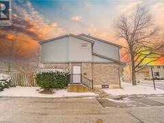 98 FALCONER Drive Unit# 51 Mississauga Ontario, L5N 1Y2