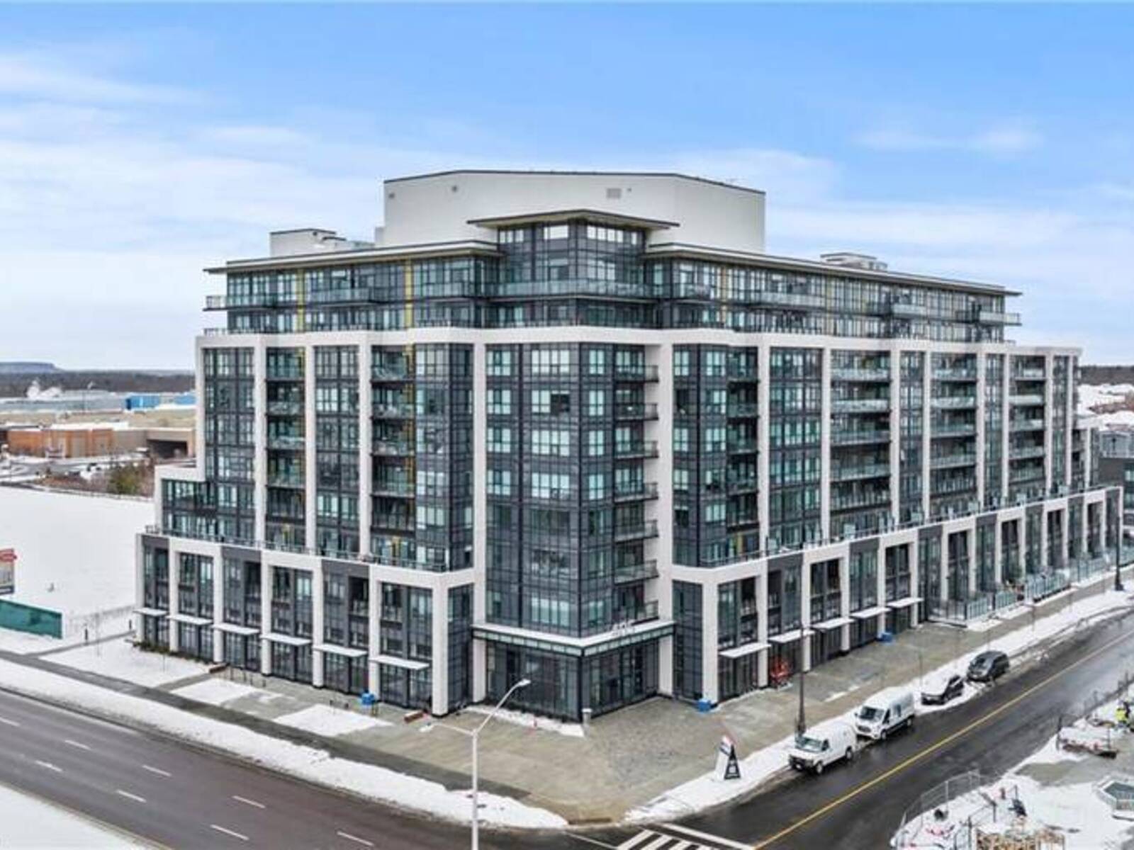 405 DUNDAS Street W Unit# 316, Oakville, Ontario L6M 4P9