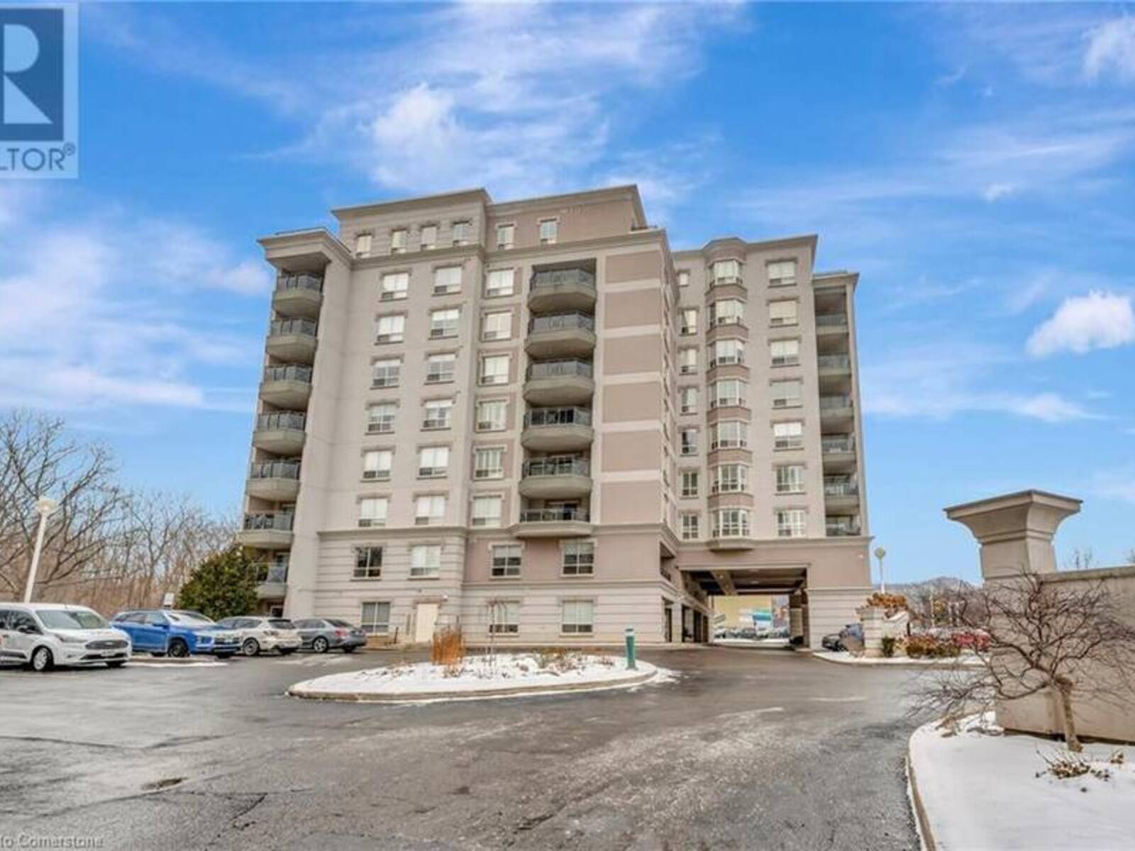 4000 CREEKSIDE Drive Unit# 203, Dundas, Ontario L9H 7S9