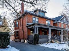 122 MELVILLE Street Dundas Ontario, L9H 2A5