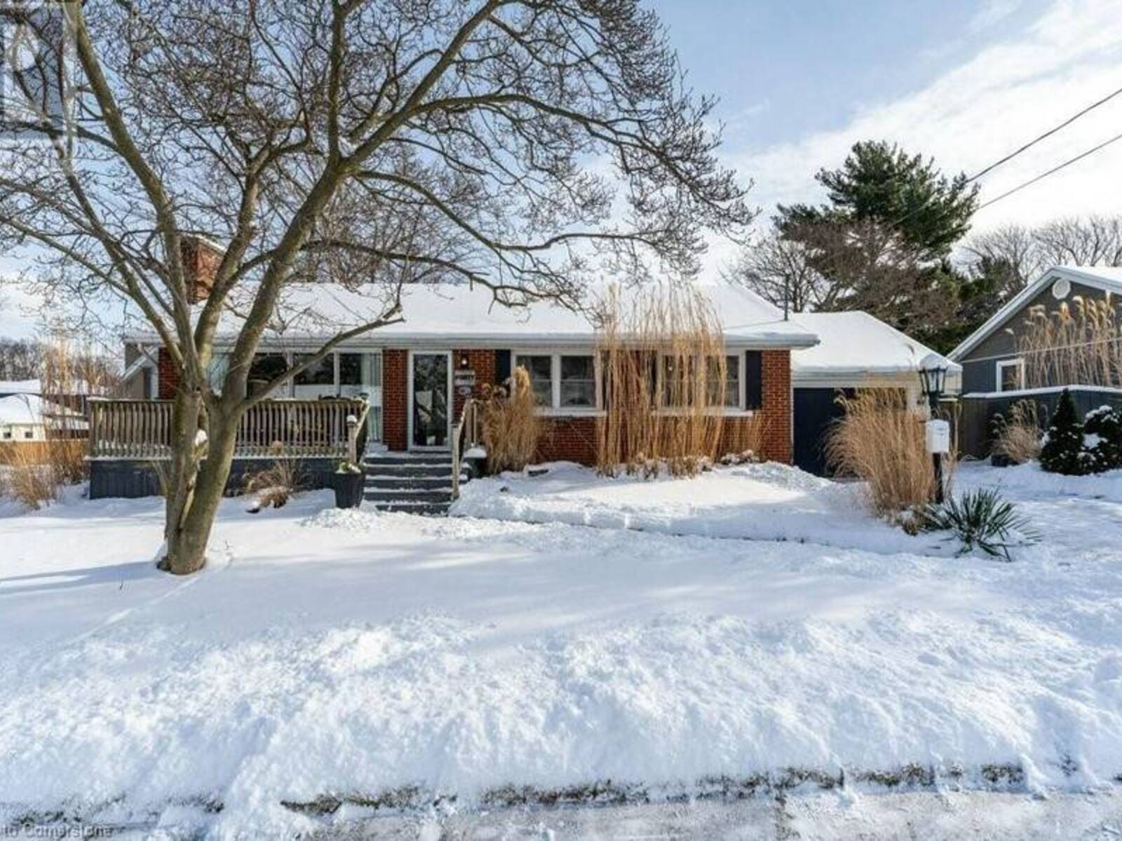 40 NICKERSON Avenue, St. Catharines, Ontario L2N 3M4