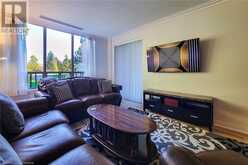 8111 FOREST GLEN Drive Unit# 102 | Niagara Falls Ontario | Slide Image Thirteen