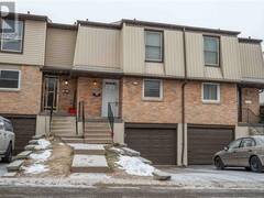 10 ANGUS Road Unit# 14 Hamilton Ontario, L8K 6K3