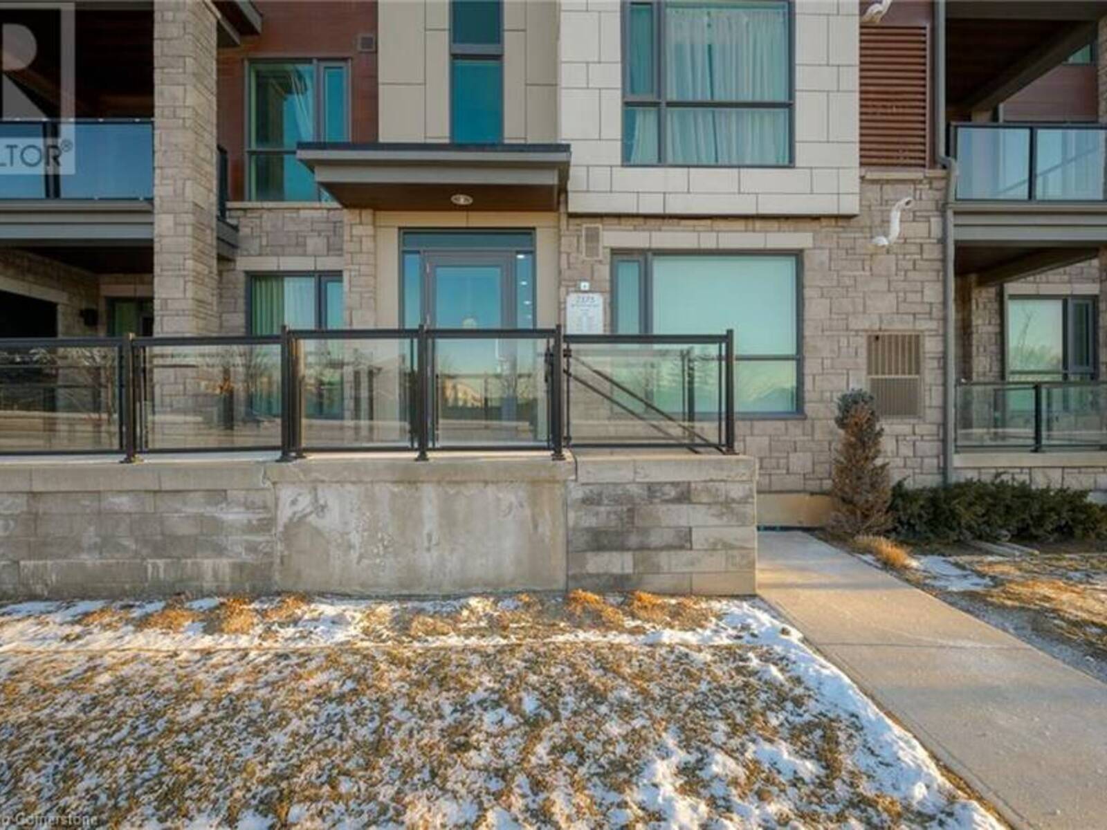 2375 BRONTE Road Unit# 303, Bronte, Ontario L6M 1P5