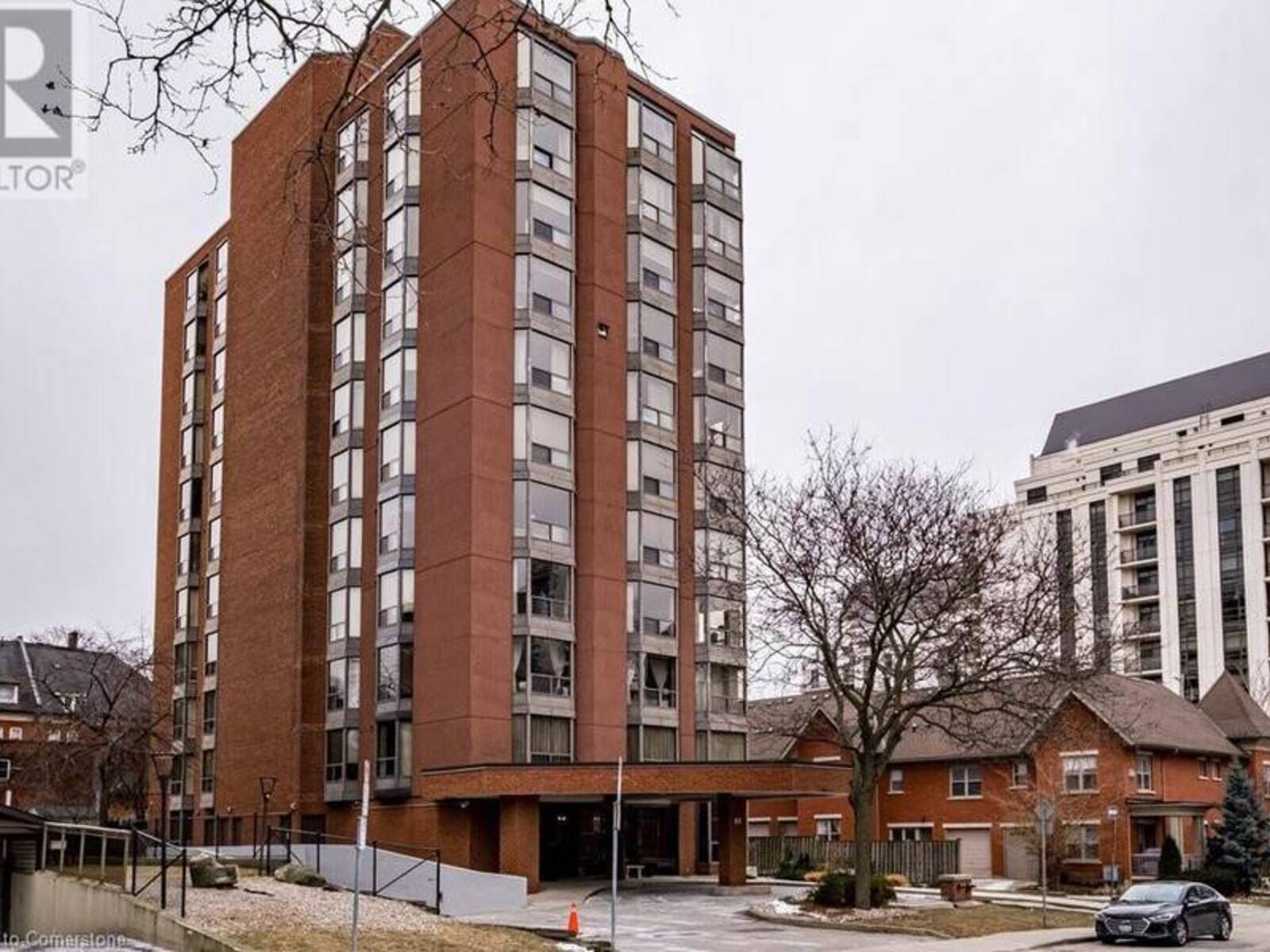 49 ROBINSON Street Unit# 900, Hamilton, Ontario L8P 1Y7