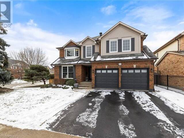 2112 BERWICK Drive Burlington Ontario, L7M 4B3