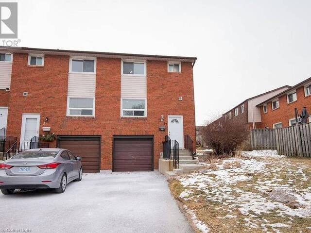 90 MAGNOLIA Drive Unit# 27 Hamilton Ontario, L9C 6R9 - 3 Bedrooms Condo For Sale