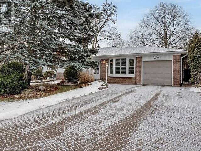 2294 YOLANDA Drive Oakville Ontario, L6L 2H8