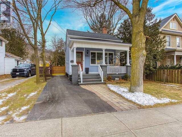 279 PARK Street W Dundas Ontario, L9H 1Y6