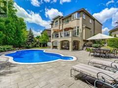 168 DIIORIO Circle Ancaster Ontario, L9K 1T3