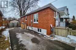 36 MAPES Avenue | Hamilton Ontario | Slide Image Four