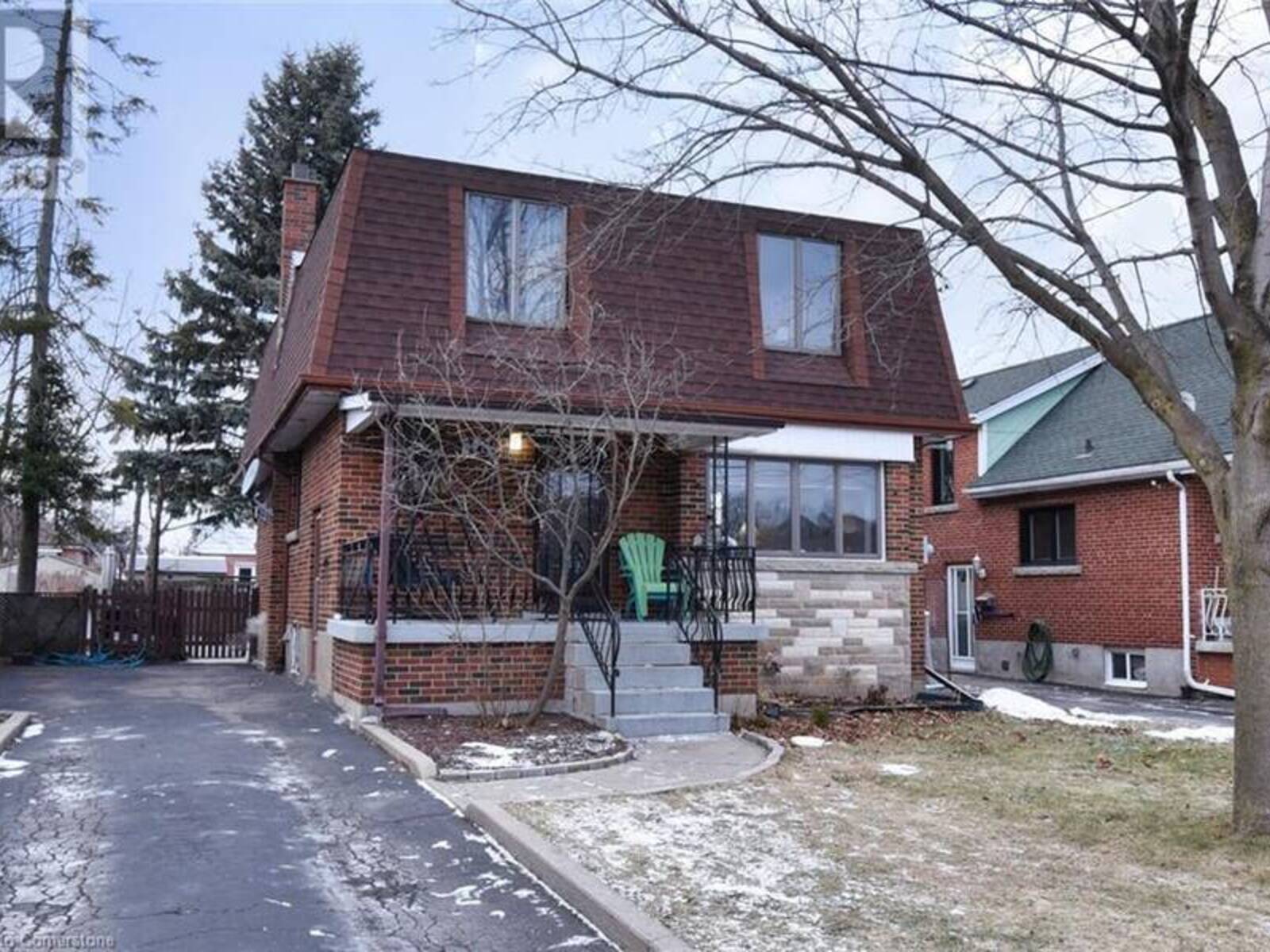 162 BELAND Avenue S, Hamilton, Ontario L8K 3T6