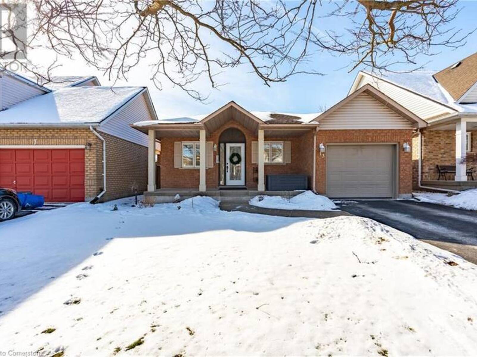 13 SILVERCREST Court, Thorold, Ontario L2V 5B4