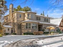 56 CAMEO Street Oakville Ontario, L6J 5Y1