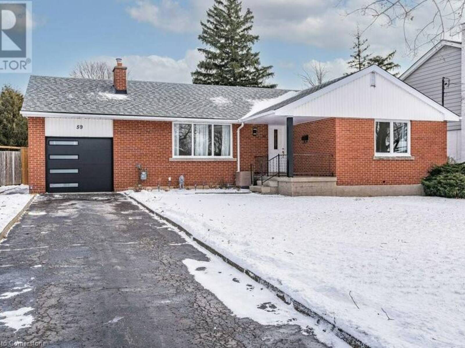 59 KINGS FOREST Drive, Hamilton, Ontario L8T 4J4