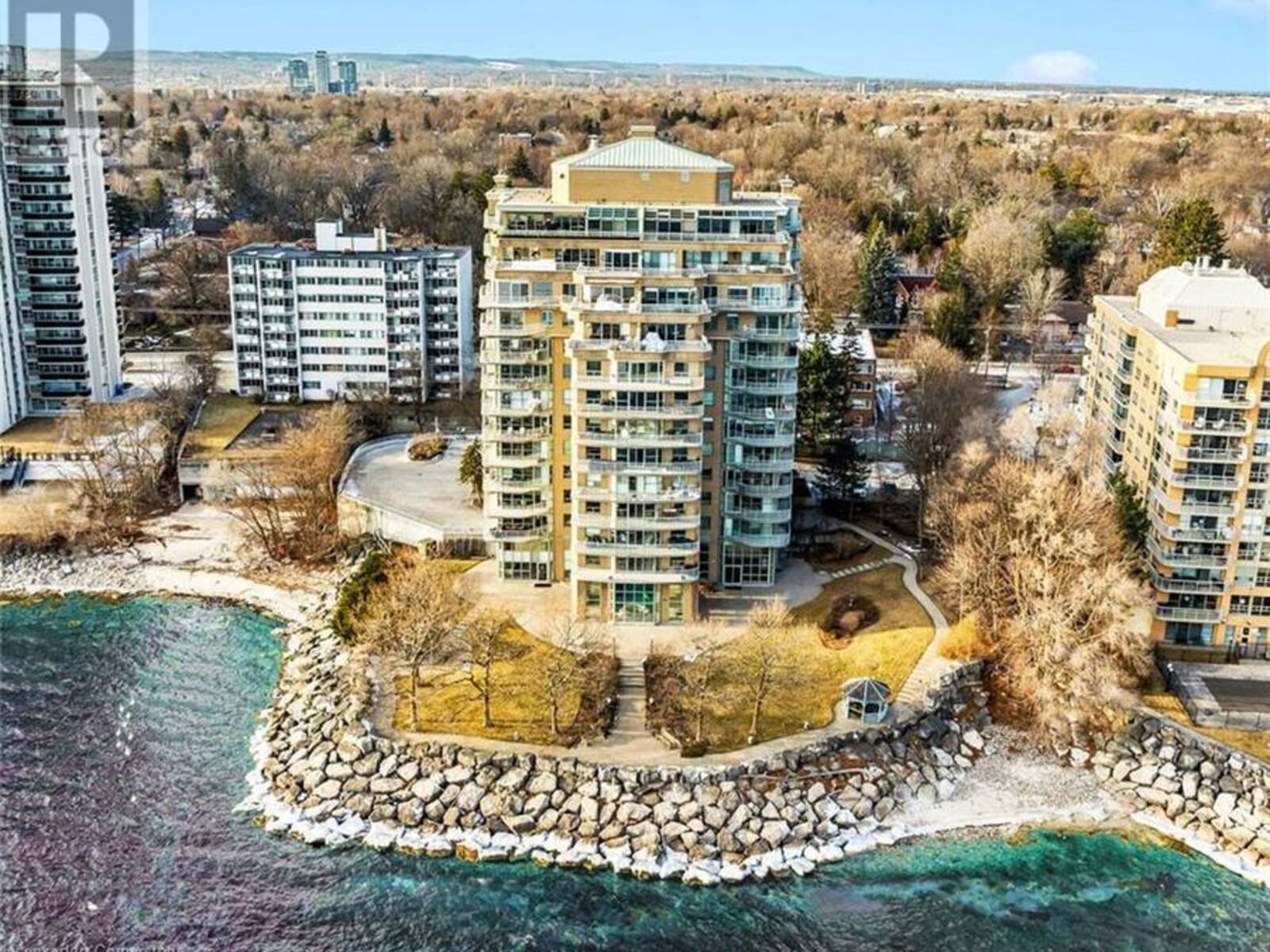 2190 LAKESHORE Road Unit# 403, Burlington, Ontario L7R 4K1